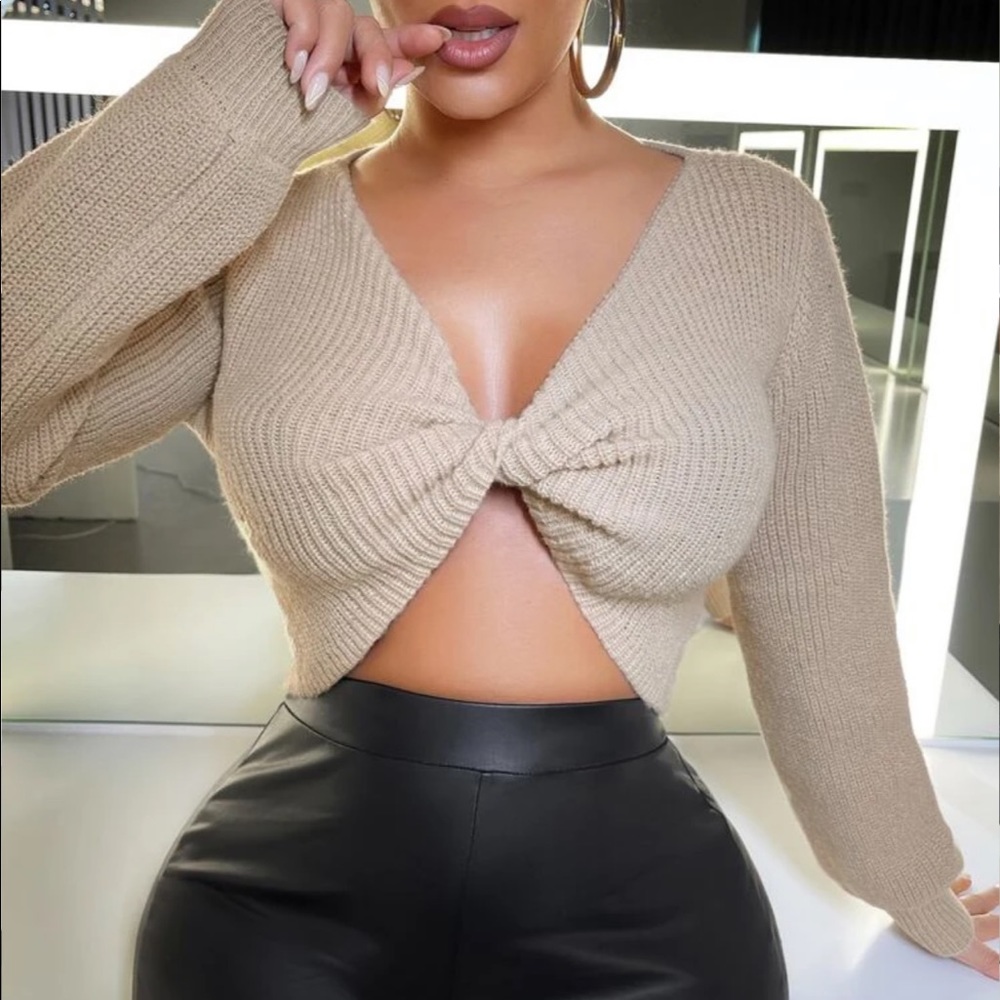 Plunging Neck Twist Cropped Sweater.